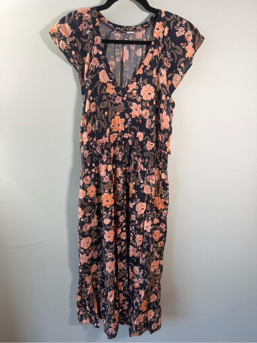 NWT Old Navy Peach and Navy Floral Sleeveless Maxi Dress